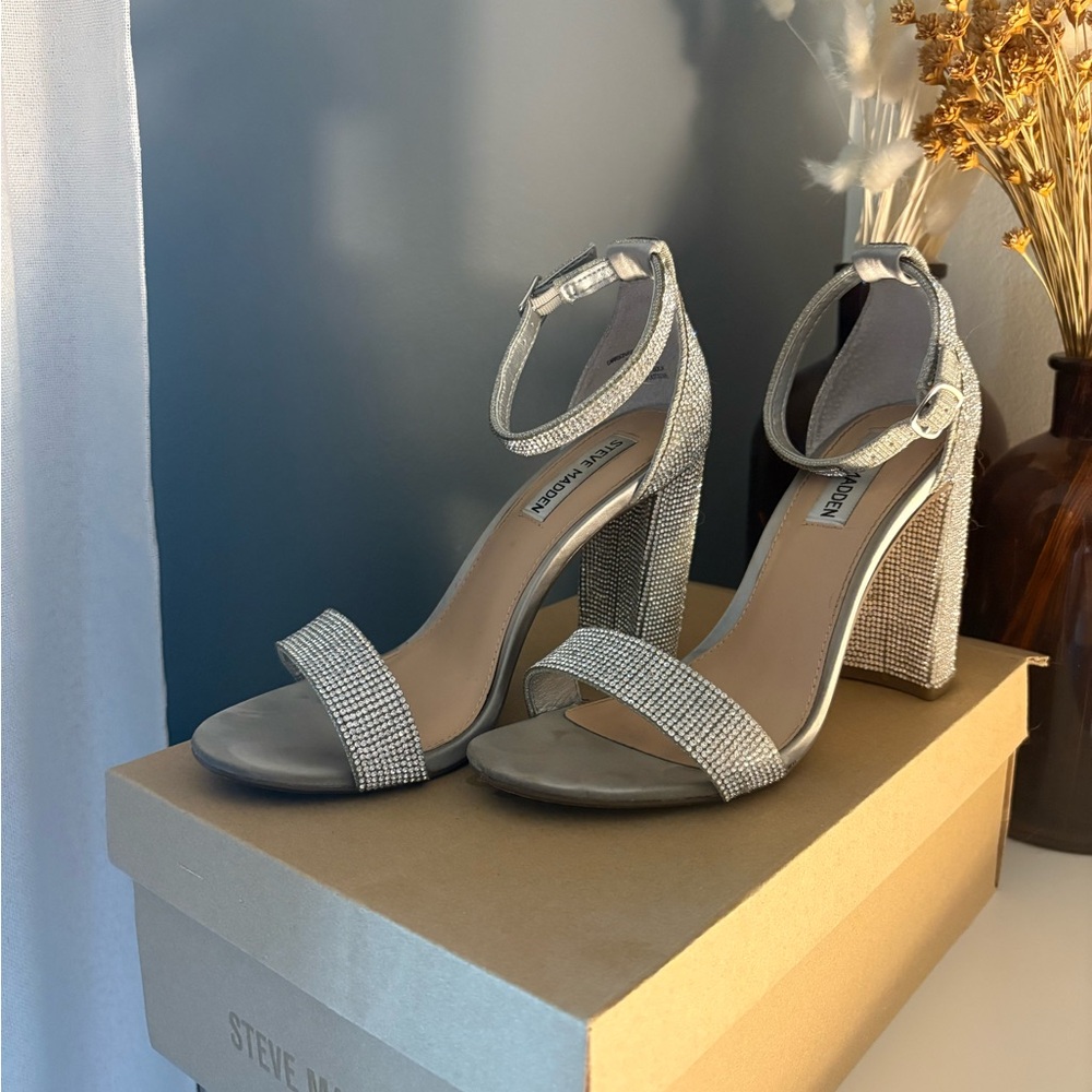 Steve Madden Glittering Silver Heels